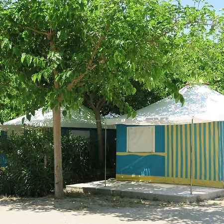 캠프장 Camping Azul